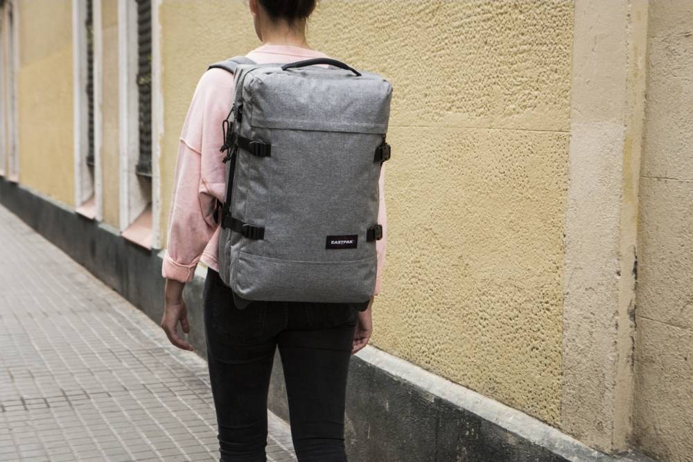 Capacité sac a dos eastpak best sale